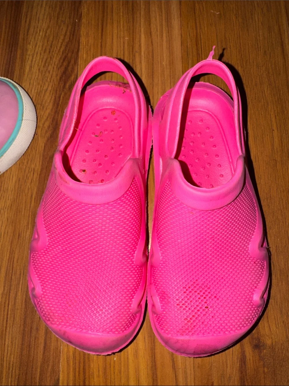 Bright Pink Kids Water Shoes and Mesh Sneaker Set. Girls 11, used & need a clean